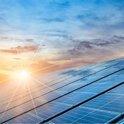 La construction de la plus haute centrale photovoltaïque du monde débute