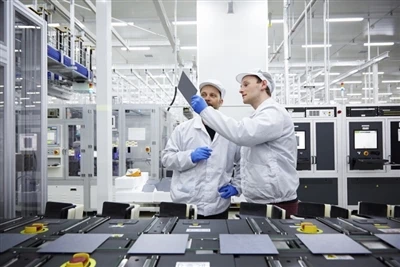 Hanwha se déplace pour acquérir pleinement le silicium REC au milieu du tumul...