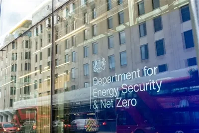 La capacité solaire photovoltaïque du Royaume-Uni atteindra 21,8 GW d’ici jan...